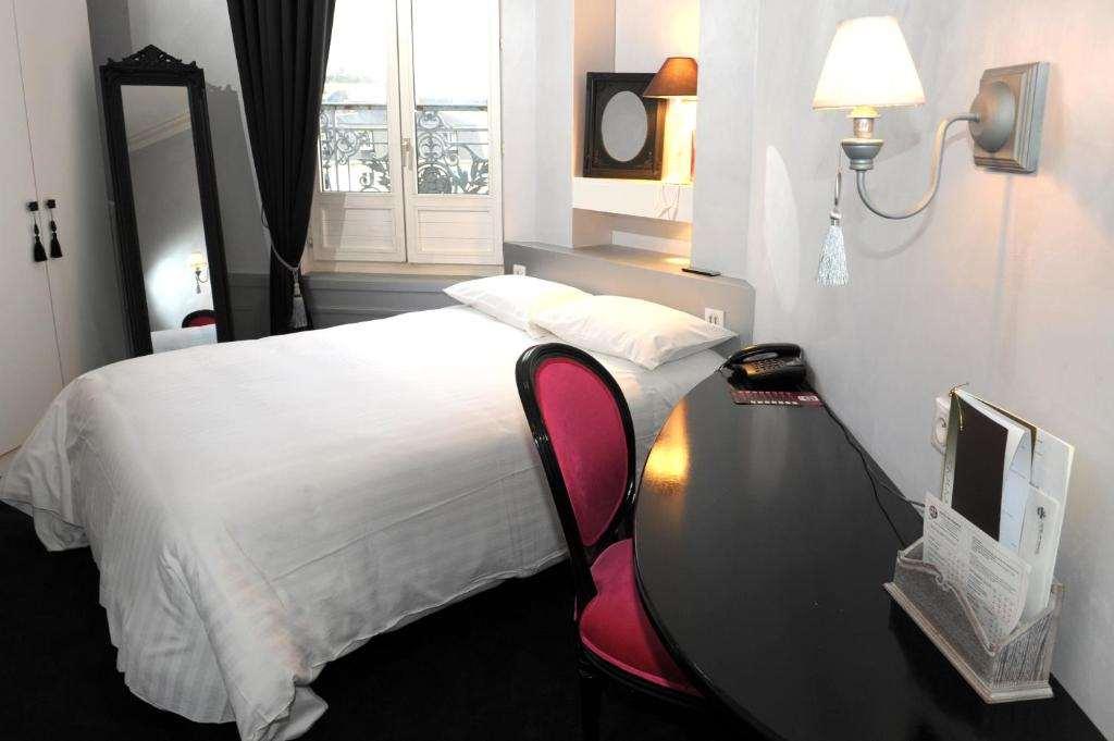 Hotel De France Angers Pokoj fotografie